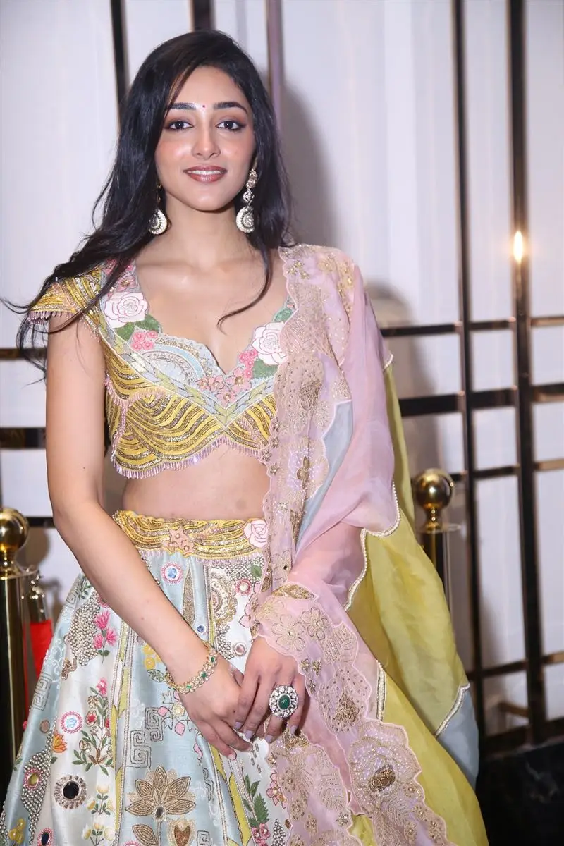 TELUGU GIRL PREITY MUKUNDHAN IN GREEN LEHENGA CHOLI 5